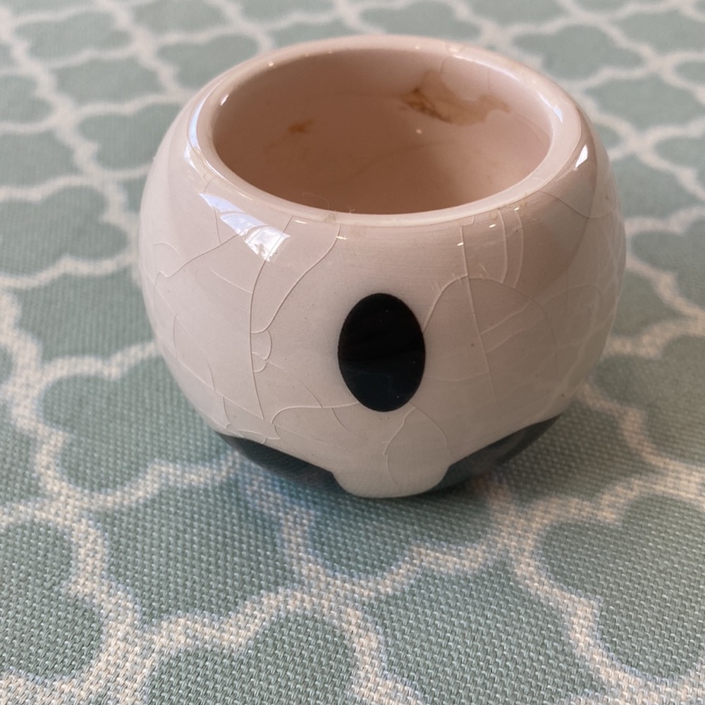 Mini Panda Planter - Picture 4 of 8